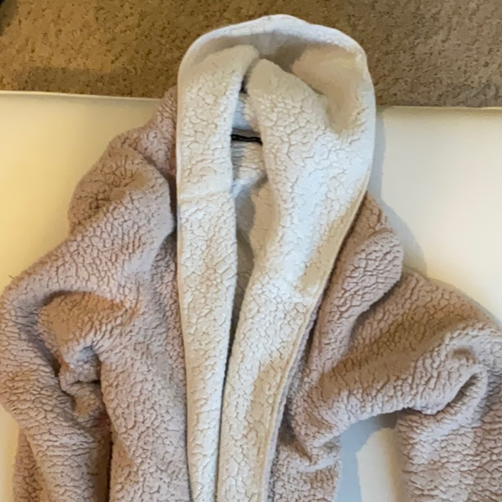 Big teddy coat, size medium